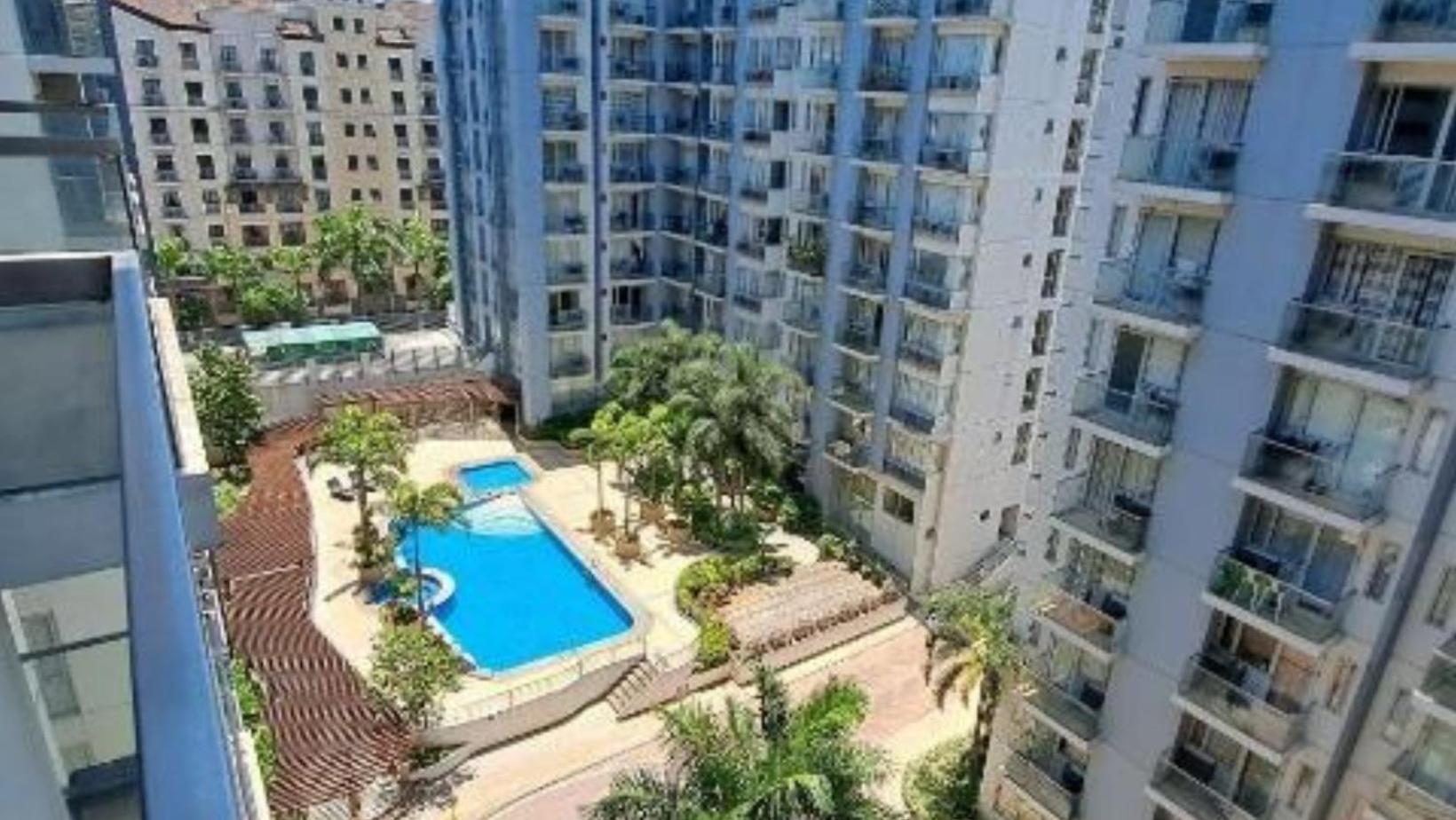One Palm Tree Villas Condominium - Studio 10O With Balcony - Across Terminal 3 Airport 马尼拉 外观 照片